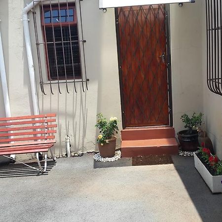 Monica'S Cottage Johannesburg Phòng bức ảnh